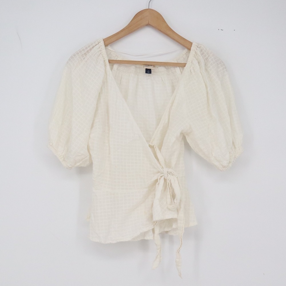 Universal Thread Wrap Top Womens S White Puff Sleeve Textured Grid Good